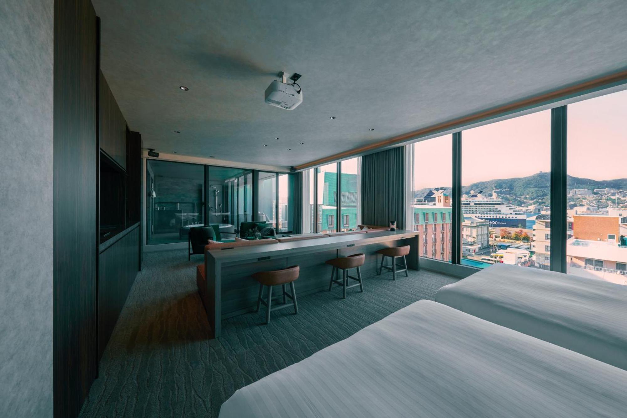 Fav Lux Nagasaki Hotel Luaran gambar